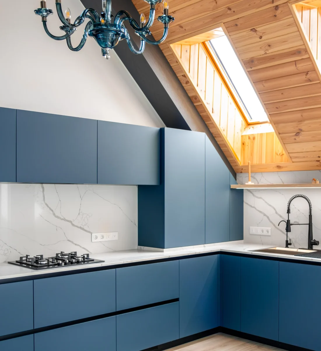 blue-kitchen-fronts-glass-chandelier-attic-light